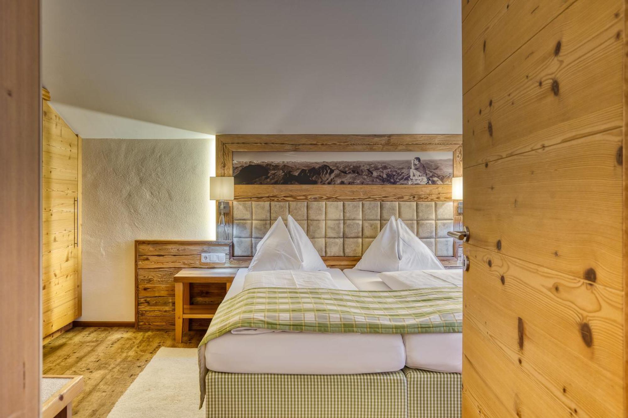 Hotel Alte Post Fieberbrunn Oda fotoğraf