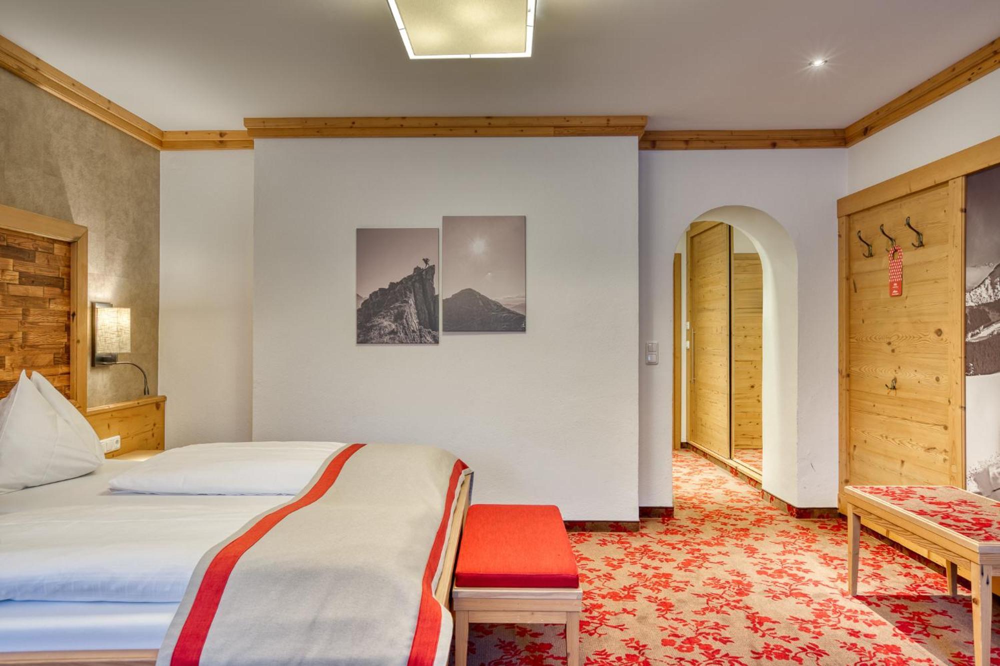 Hotel Alte Post Fieberbrunn Oda fotoğraf