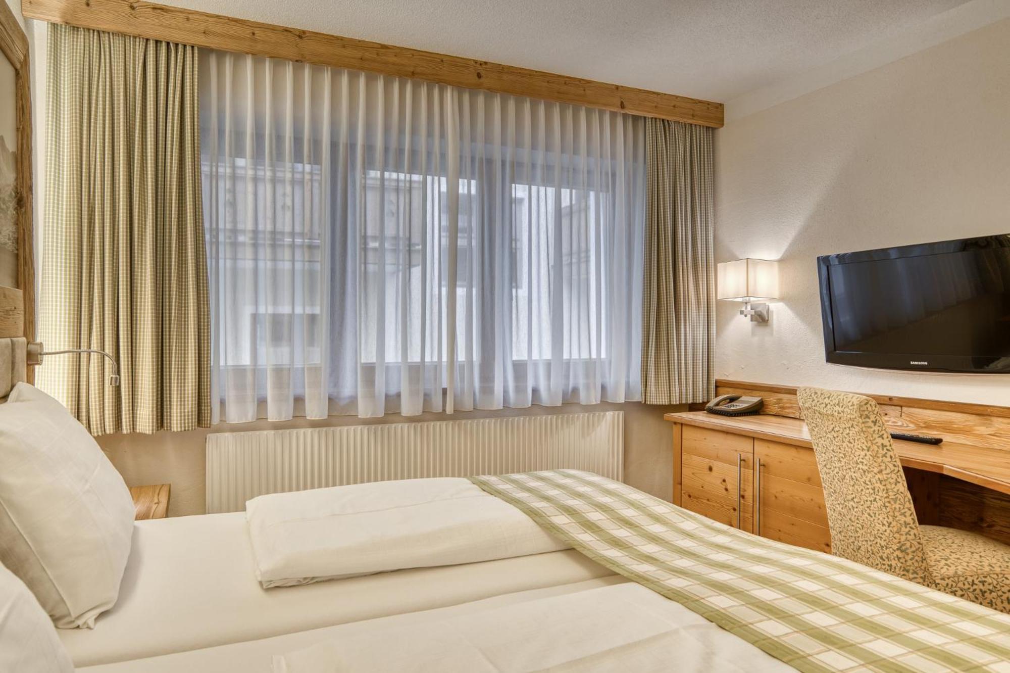 Hotel Alte Post Fieberbrunn Oda fotoğraf