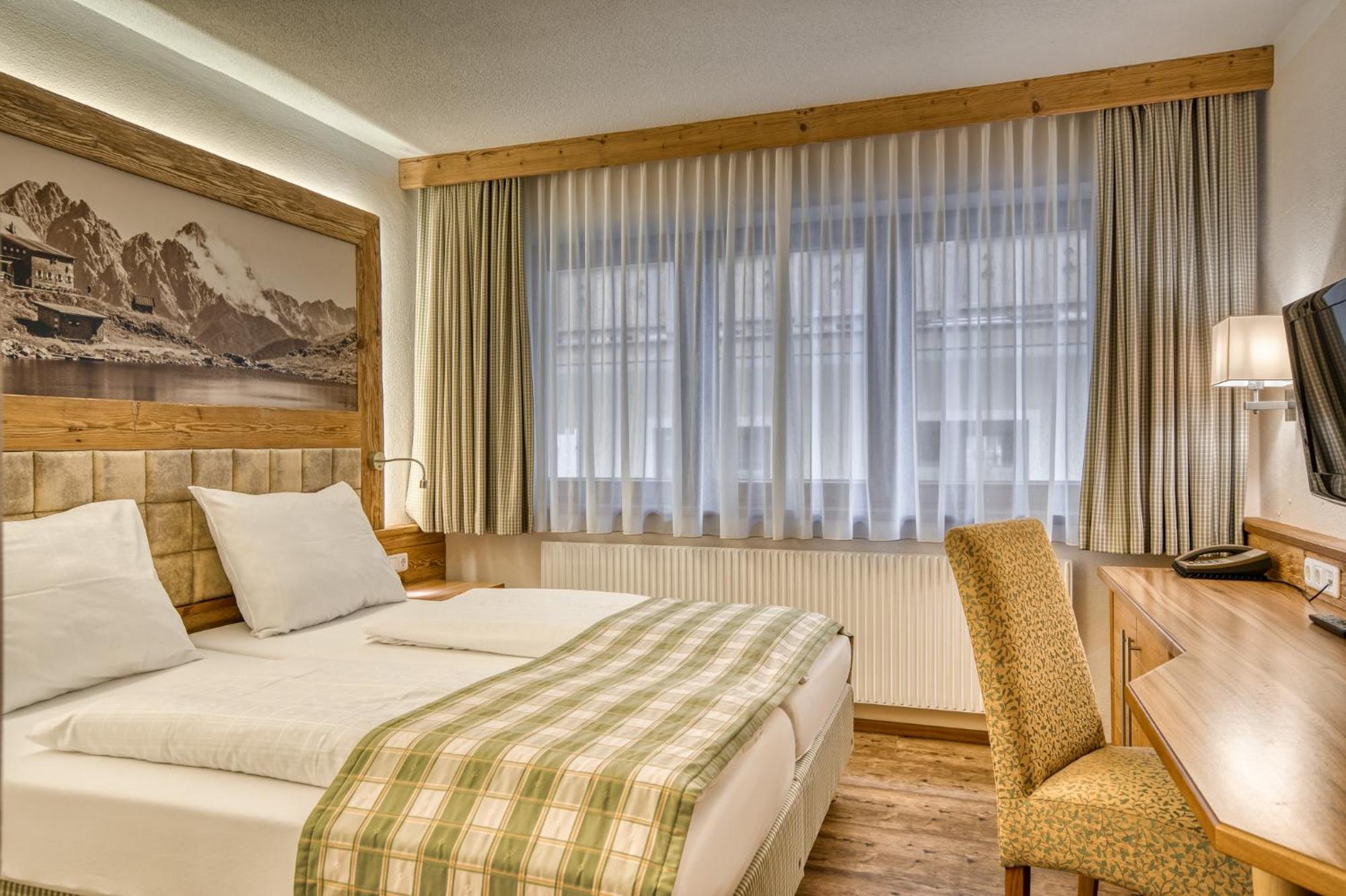 Hotel Alte Post Fieberbrunn Oda fotoğraf
